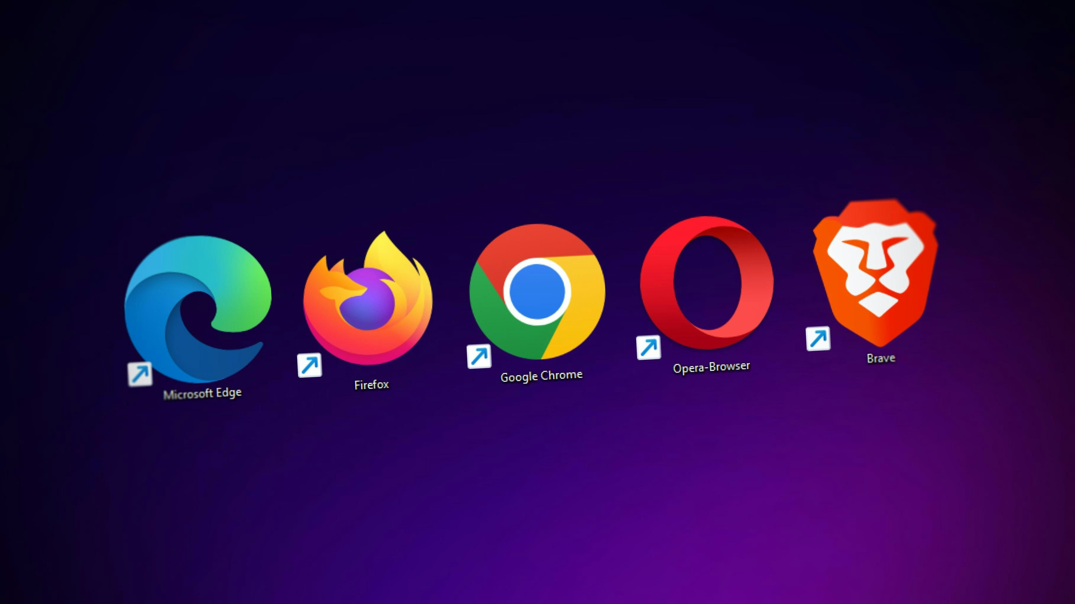 Desktop screenshot of all the internet browser icons all lined up